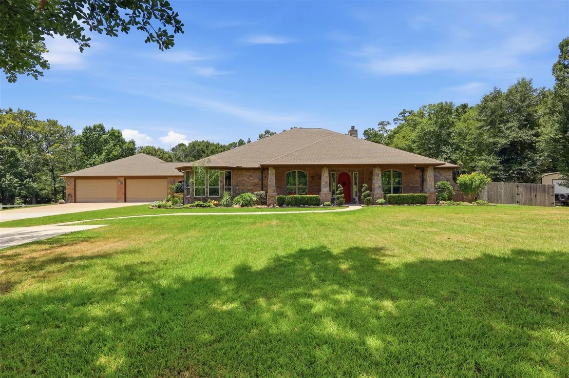Photo of 151 Lyndsey Drive