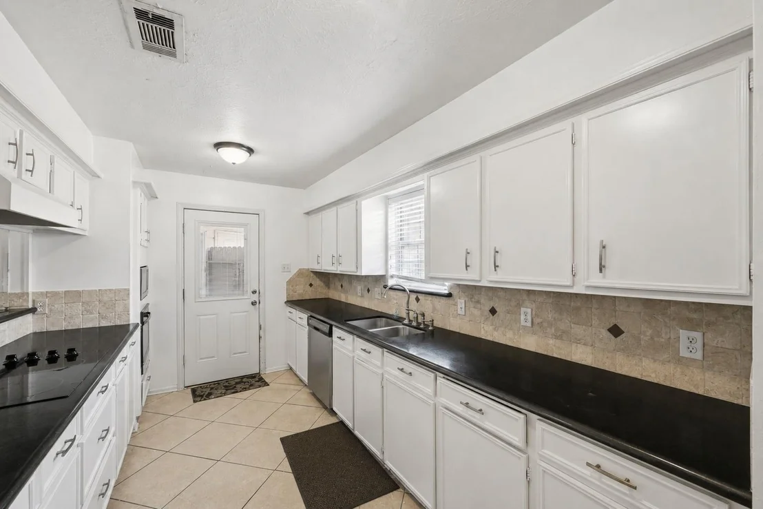 Photo of 11707 Moltere Drive