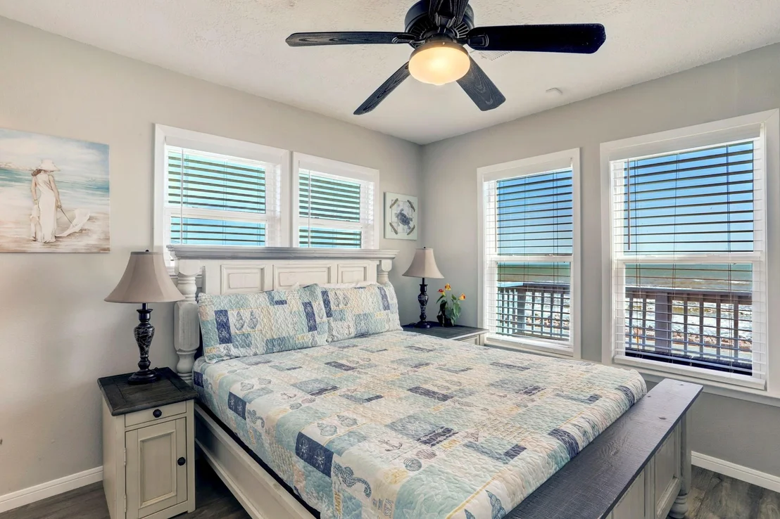 Photo of 814 Beach Drive
