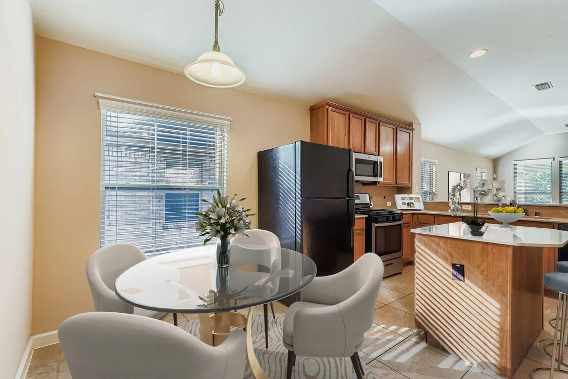 Photo of 4007 Pinecrest Hollow