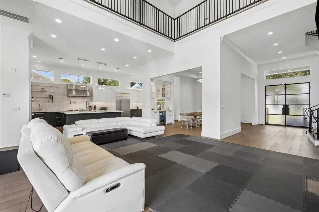 Photo of 4951 Valkeith Drive