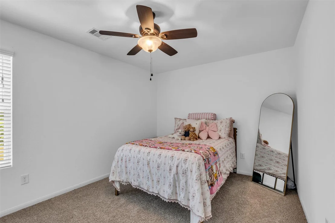 Photo of 16718 Warbler Drive