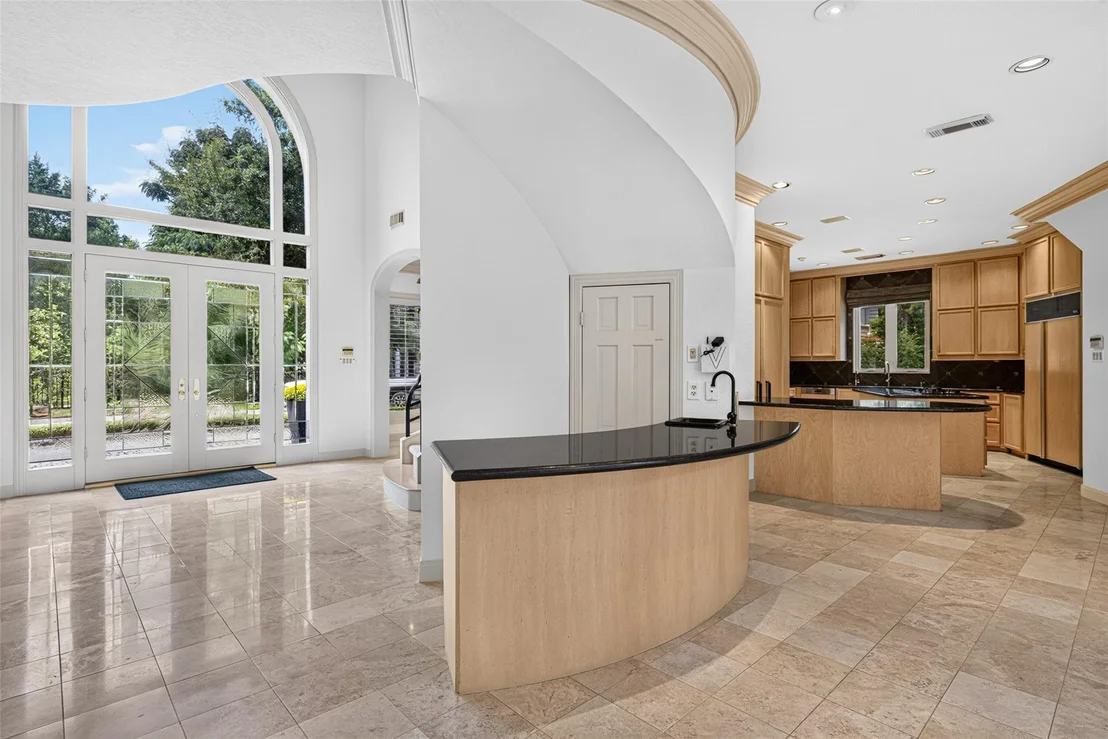 Photo of 2 W Terrace Drive
