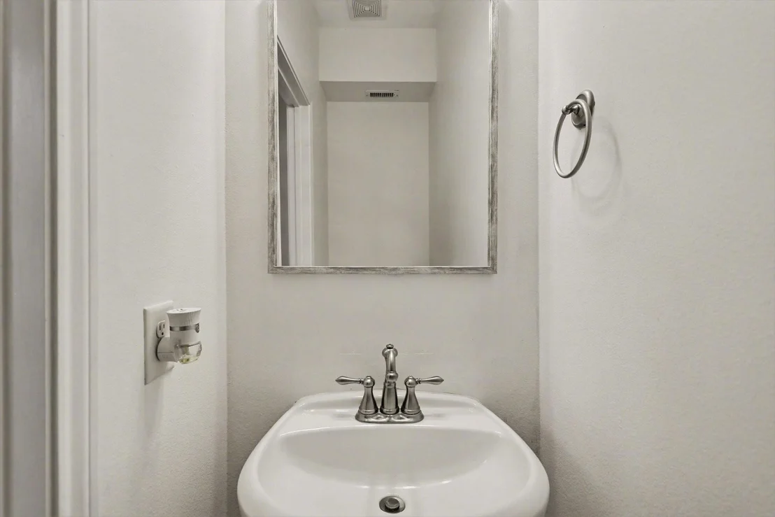 Photo of 1323 Laura Hills Lane