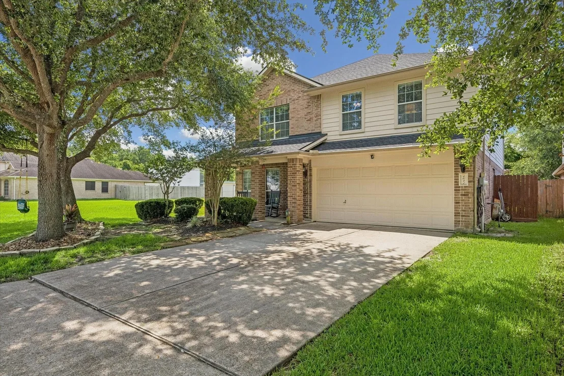 Photo of 1041 Riverwood Drive