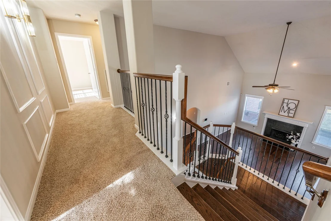 Photo of 216 Willow Pointe Drive
