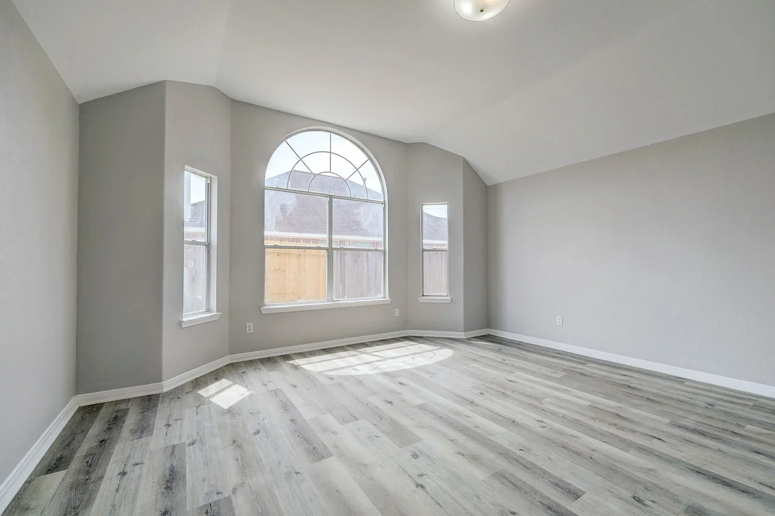 Photo of 24031 Holleygate Court