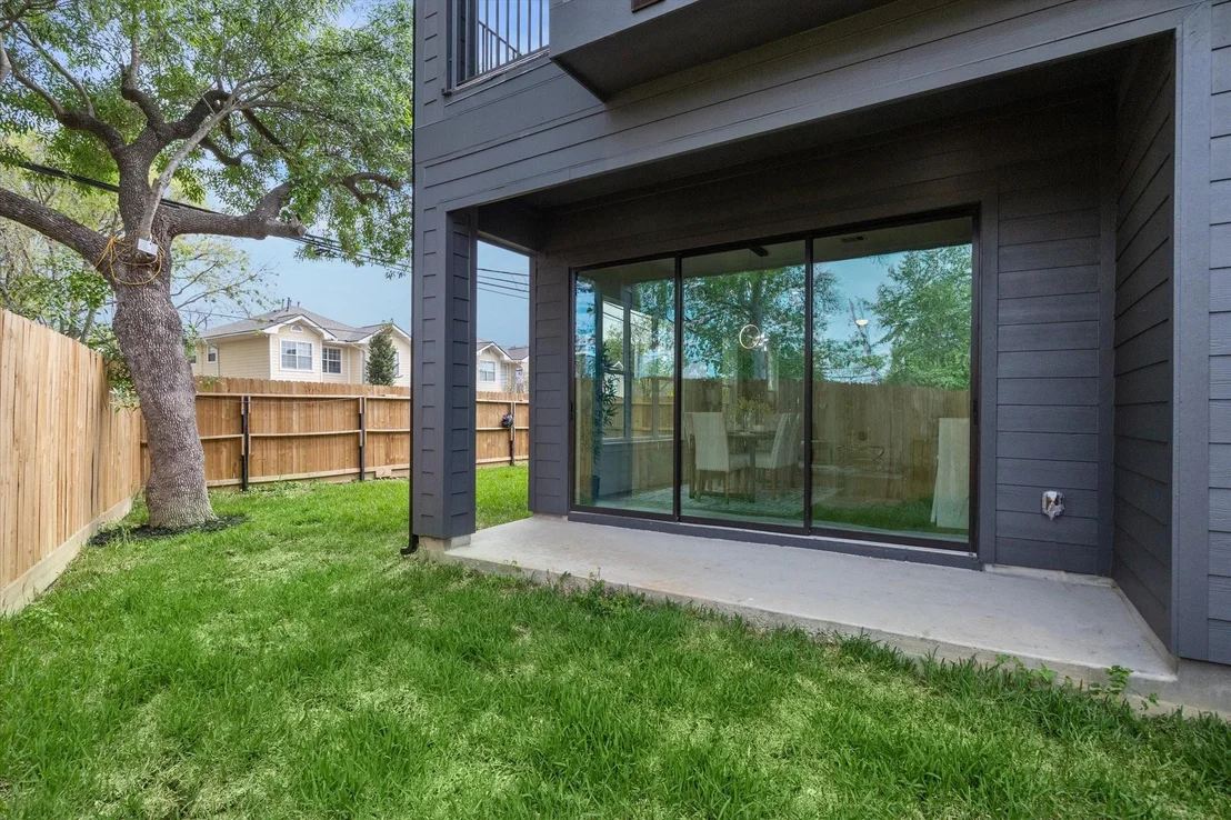 Photo of 1202 Gustav Street