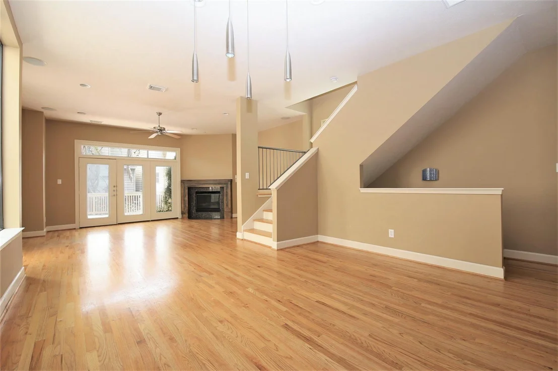 Photo of 723 Reinerman
