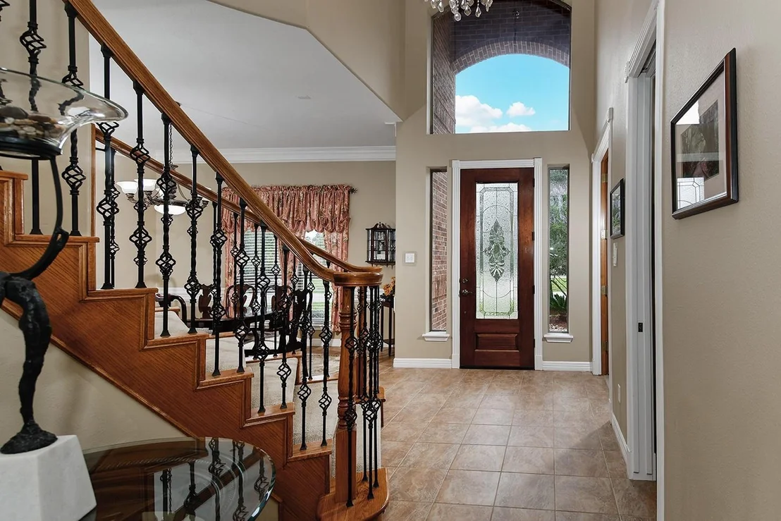 Photo of 7916 Wooded Way Drive
