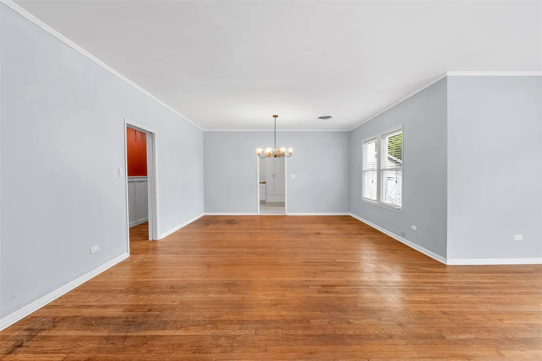 Photo of 335 N Robb Street