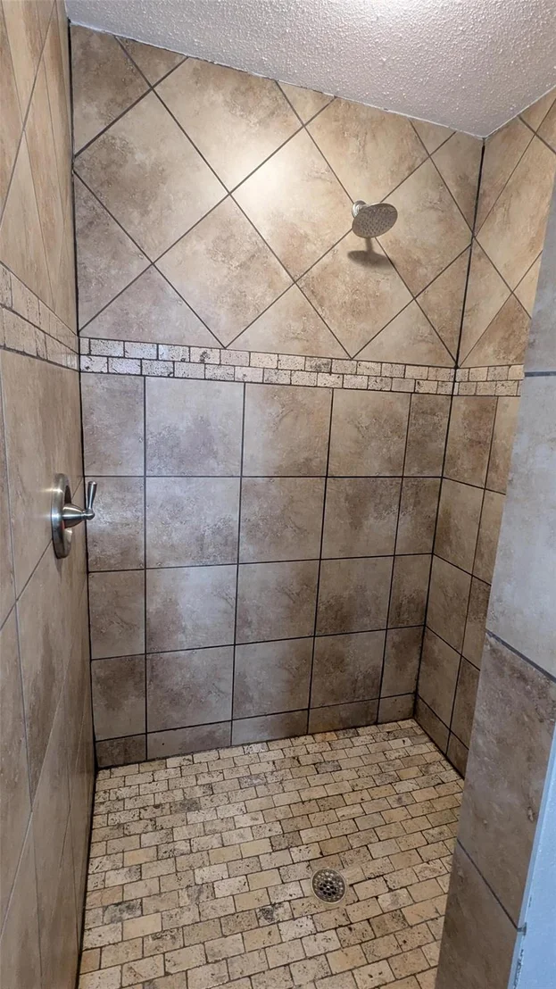 Photo of 4413 N Heron Drive