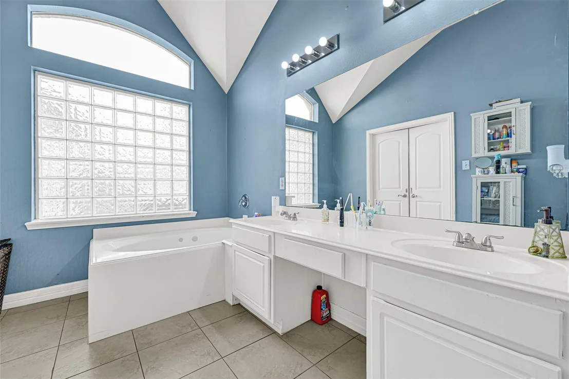 Photo of 10602 Eagle Court
