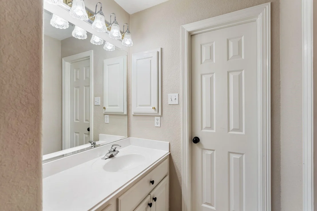 Photo of 3027 Covebrook Drive