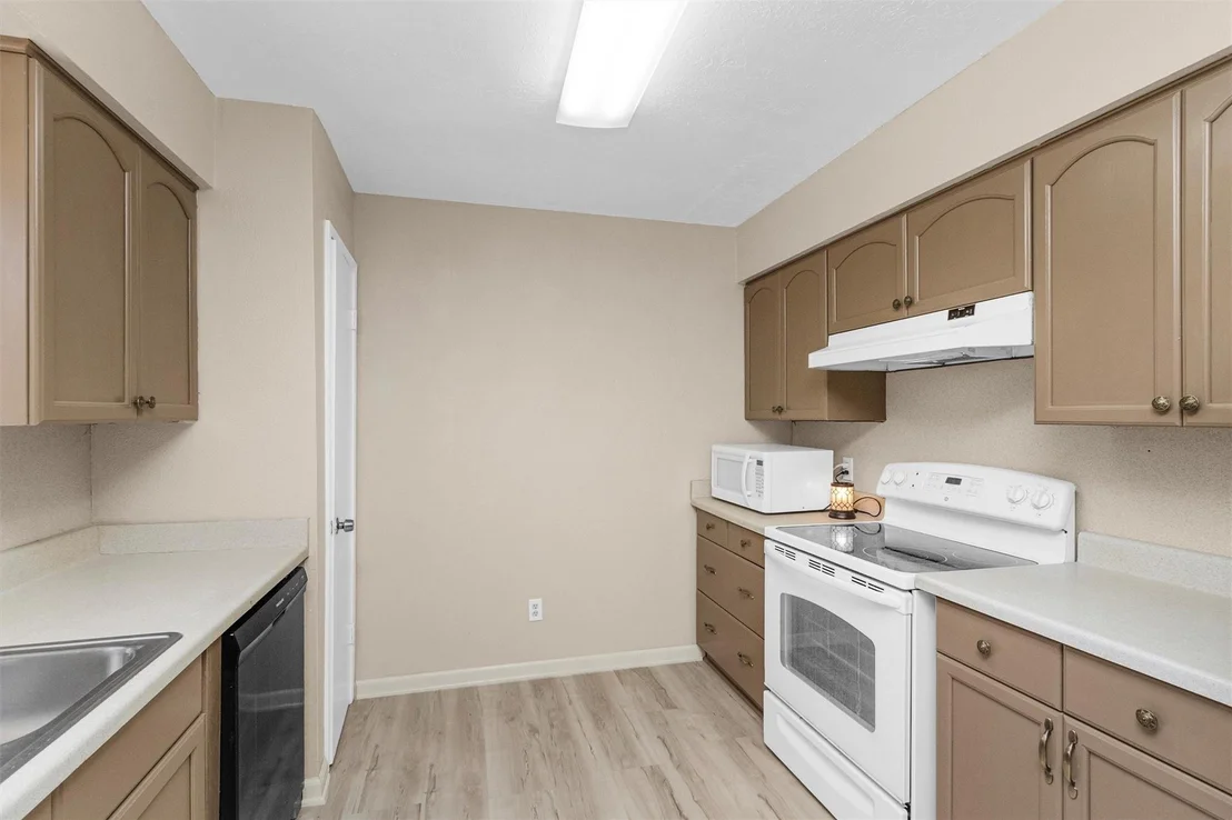 Photo of 23014 Berry Pine Drive