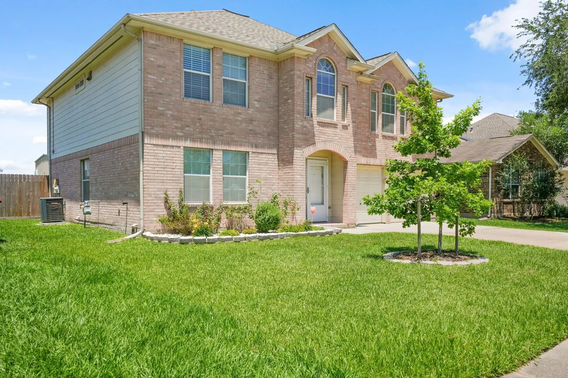 Photo of 8119 Solara Bend