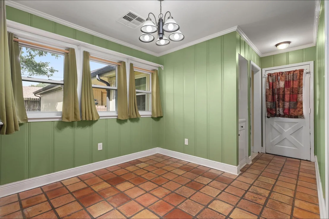 Photo of 5011 Arrowhead Drive