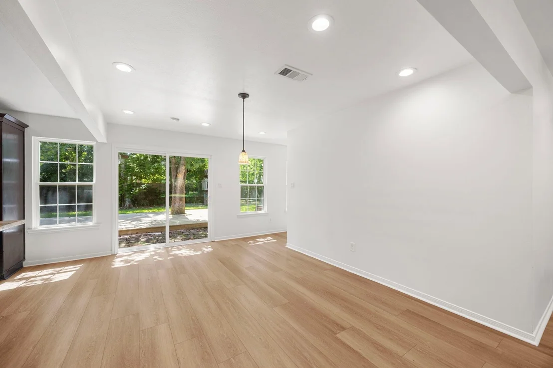 Photo of 9111 Timberside Drive