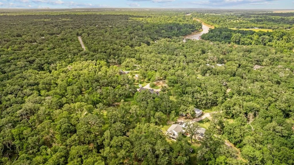 Photo of 18206 River Oaks Road