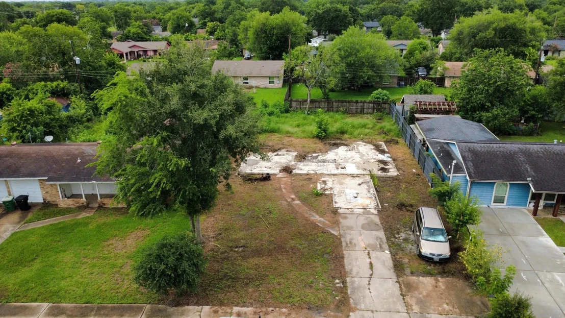 Photo of 2914 Ebbtide Drive