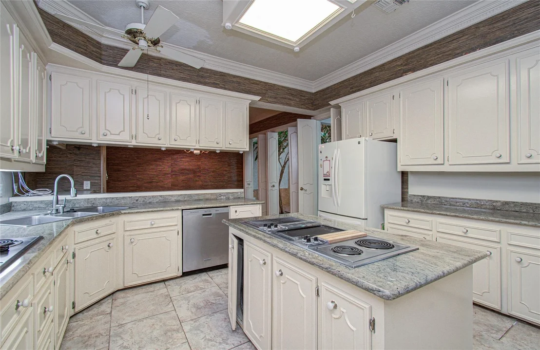 Photo of 9712 Longmont Drive