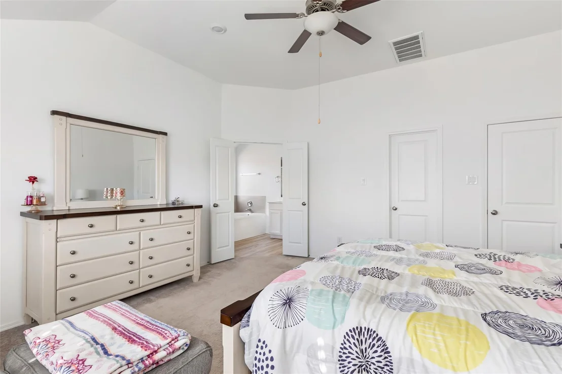 Photo of 1127 Bulwark Drive