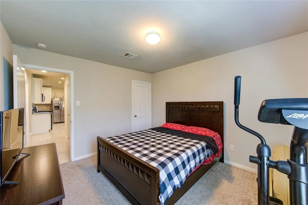 Photo of 9011 Hemlock Drive