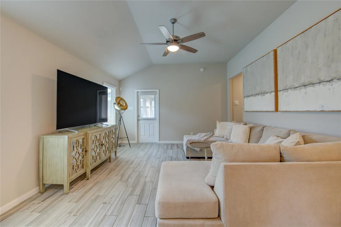 Photo of 5011 Yellow Rays Trail