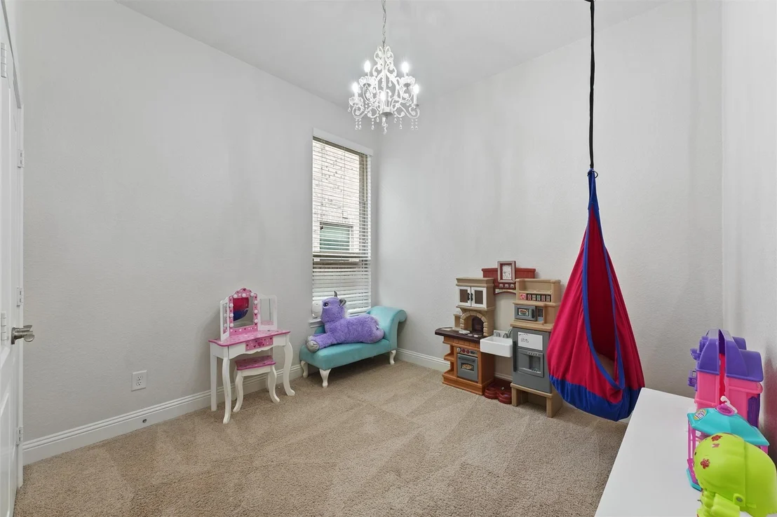 Photo of 6 Inland Prairie Drive