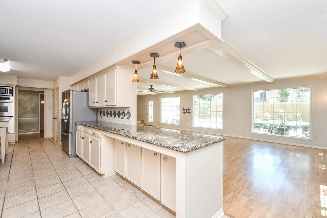 Photo of 17414 Rustic Canyon Trail