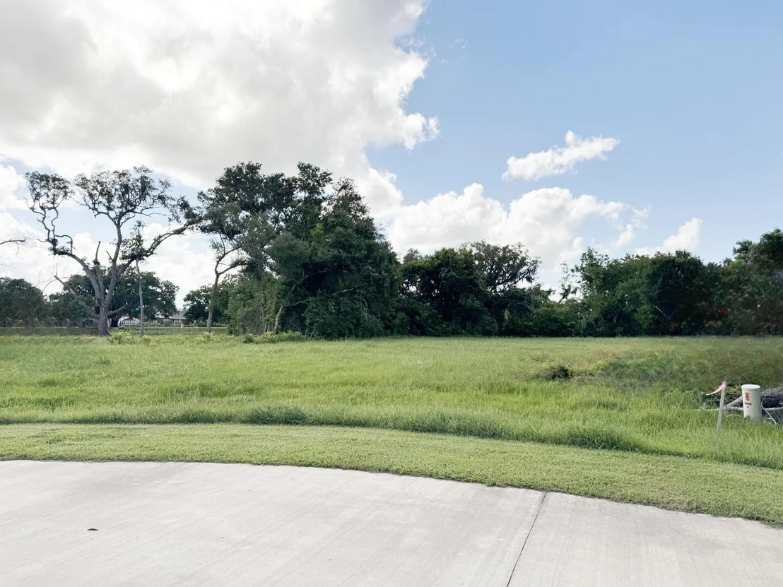Photo of 1044 Winchester Trail