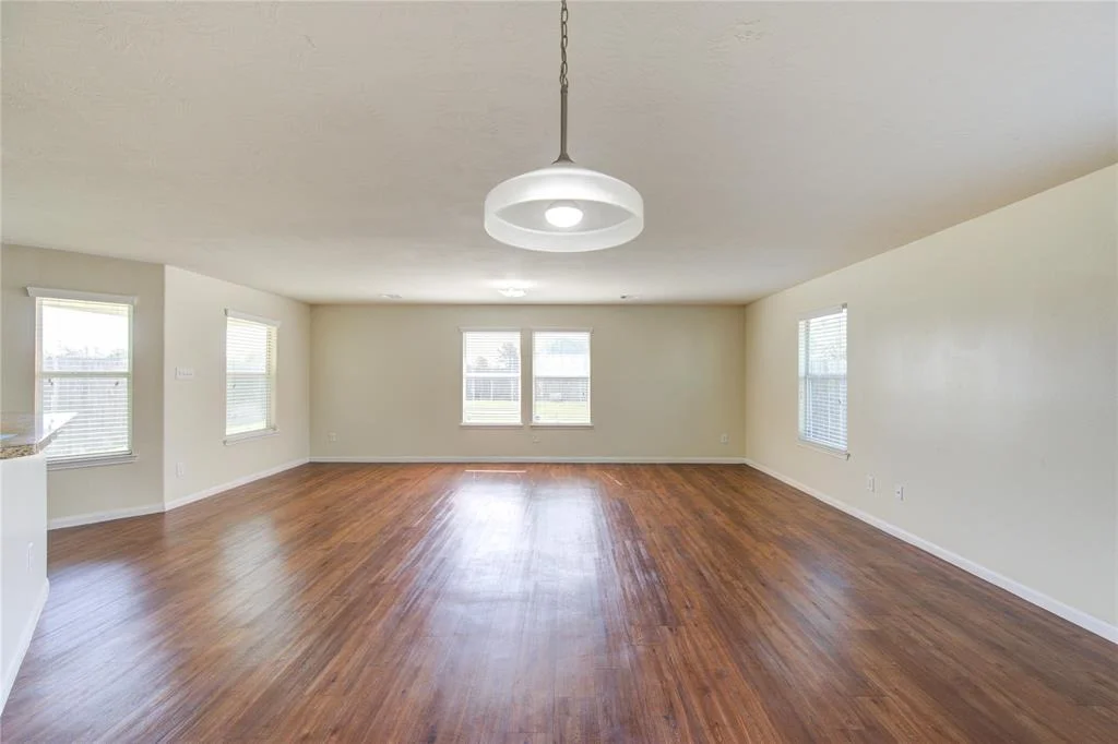 Photo of 863 Sun Prairie Drive