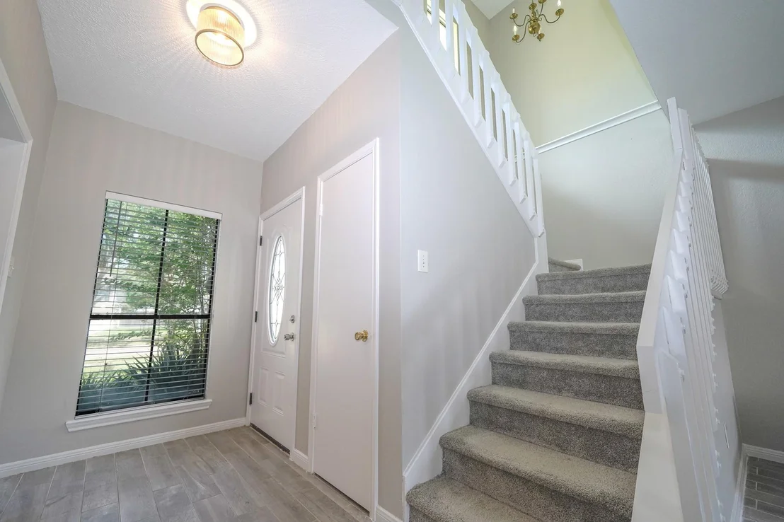 Photo of 4610 Sunshine Drive