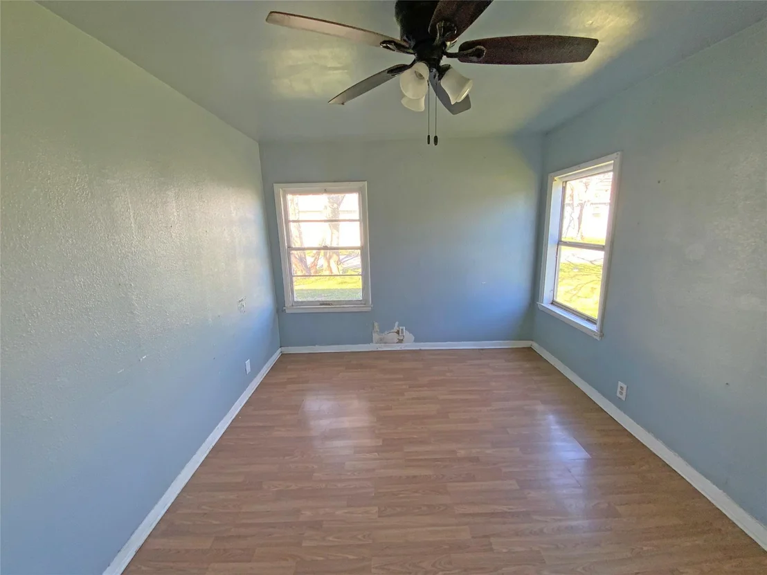 Photo of 1736 Lynn Lane