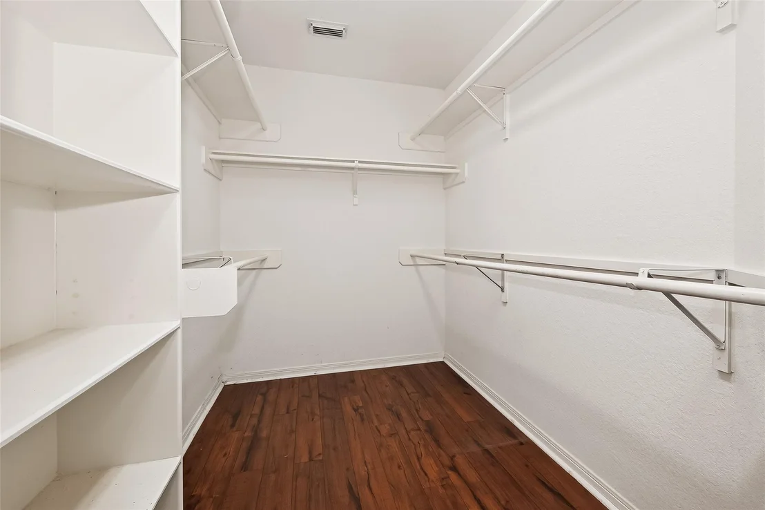 Photo of 15706 Clear Pointe Drive