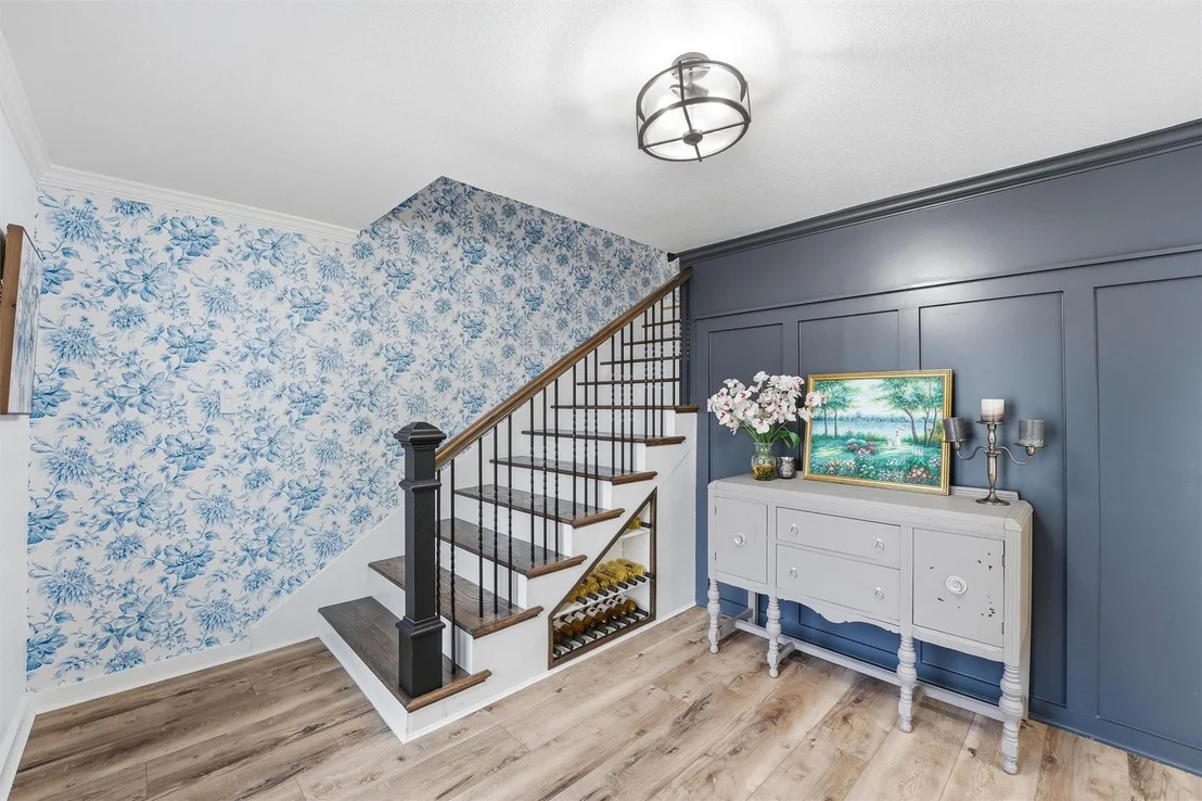 Photo of 615 Brenwick Court