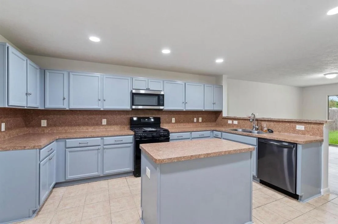 Photo of 16119 Peach Bluff Lane