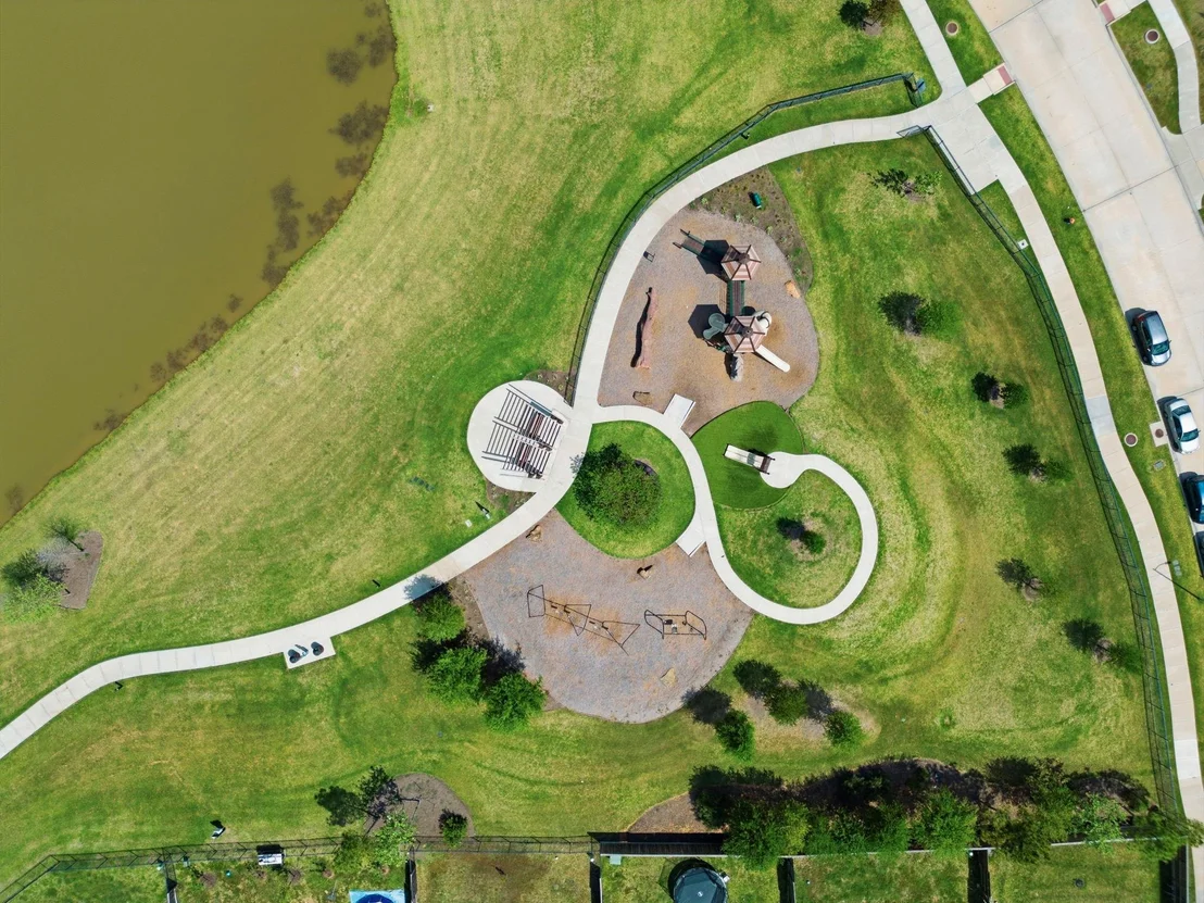 Photo of 5142 Dunstable Manor Lane