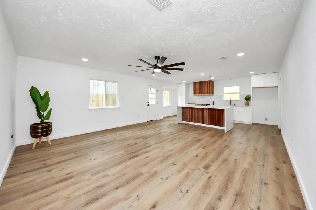 Photo of 717 Phyllis Court