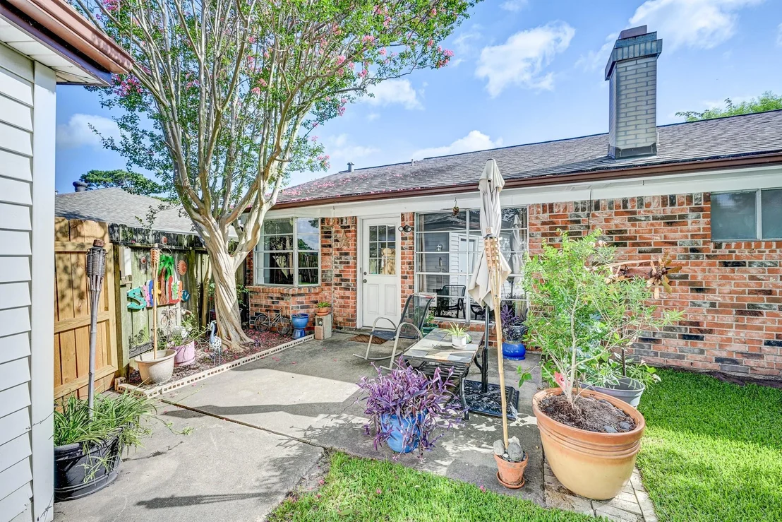 Photo of 12211 Plumpoint Drive