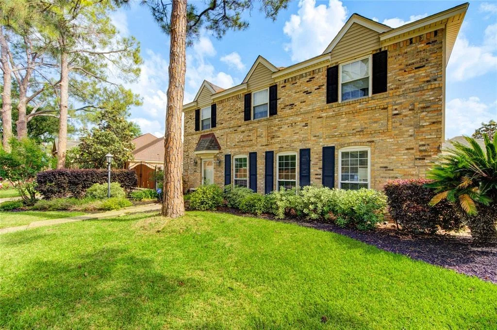 Photo of 22211 Bucktrout Lane