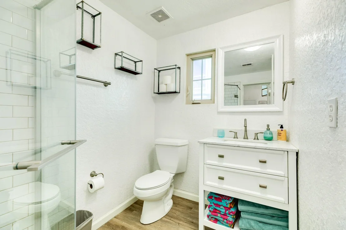 Photo of 141 Howard Avenue