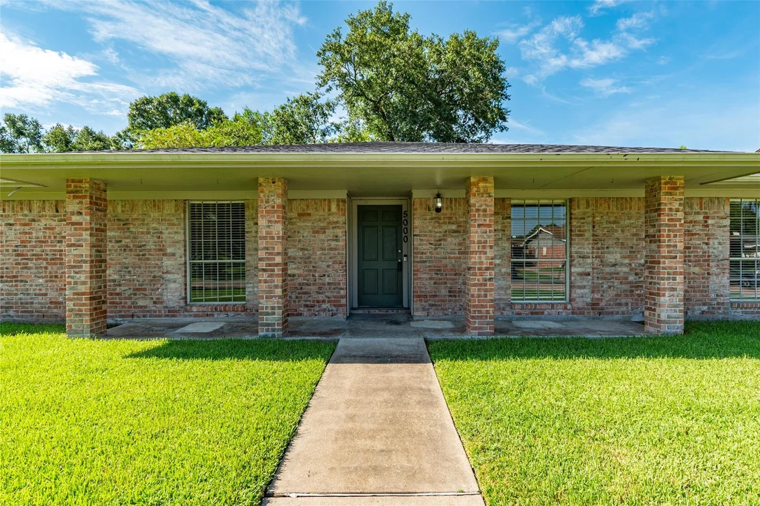Photo of 5000 Meadowlark Street