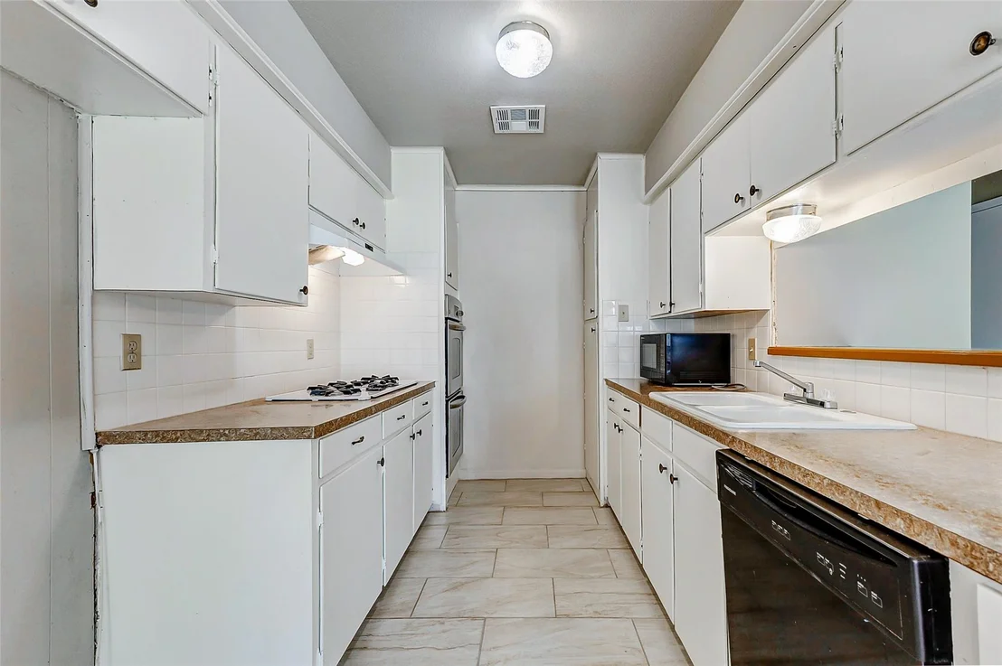 Photo of 5318 Botany Lane