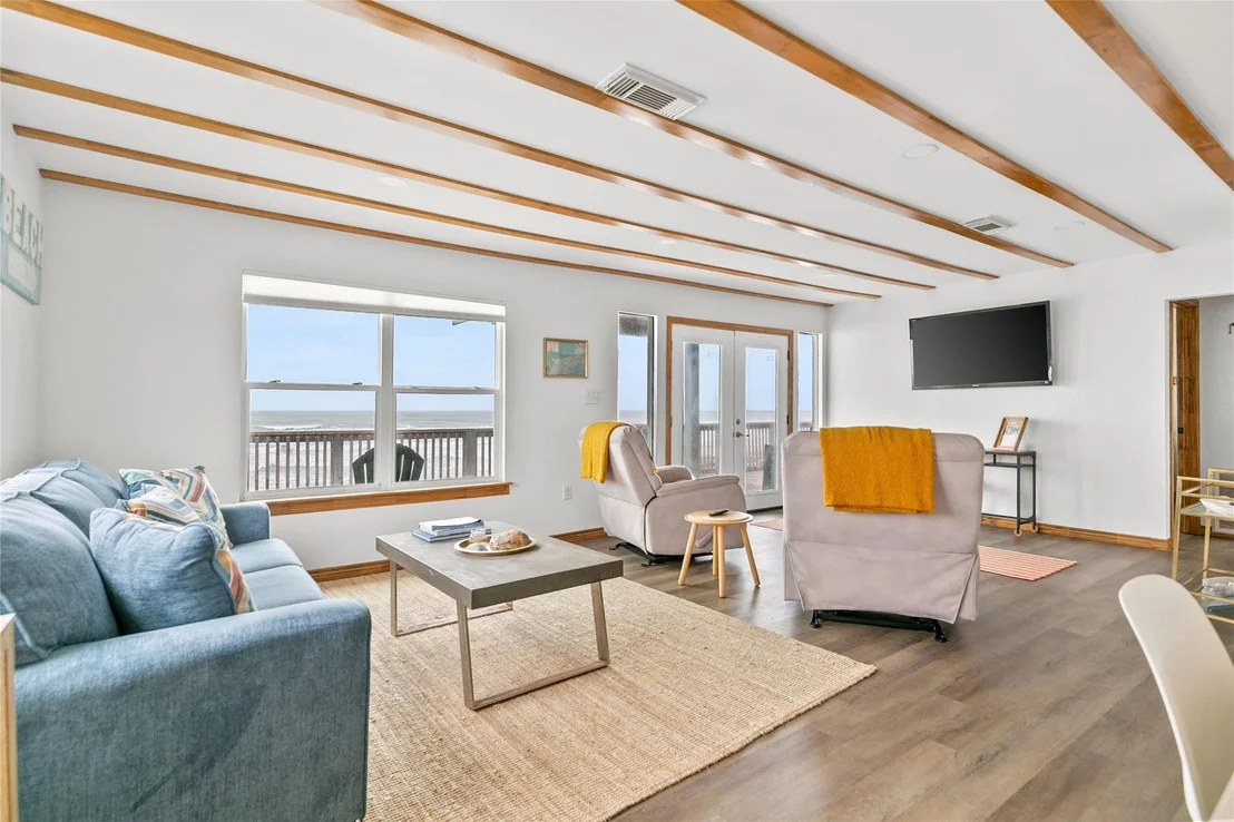 Photo of 902 Beach Drive