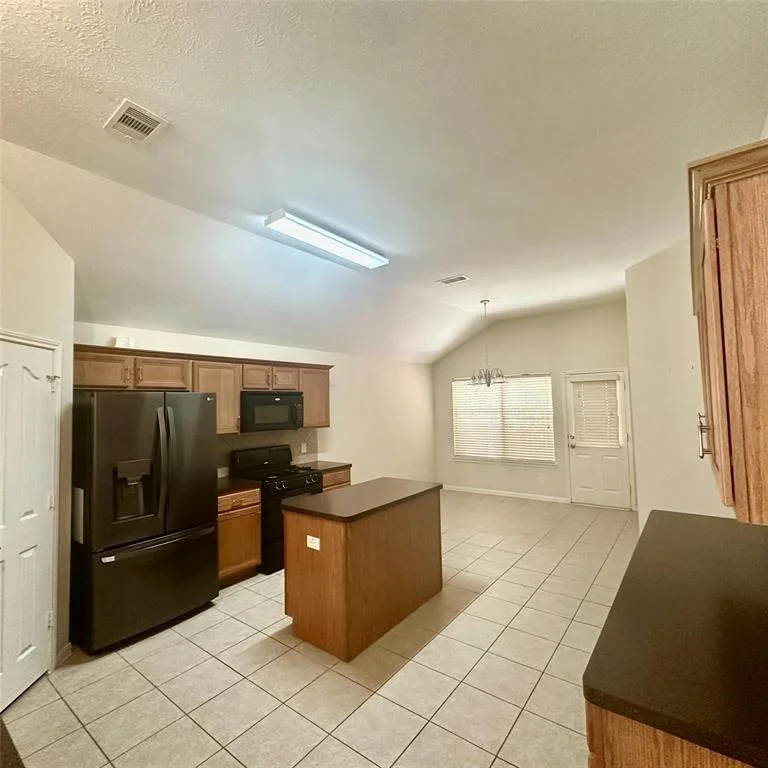 Photo of 1005 Summer Park Boulevard