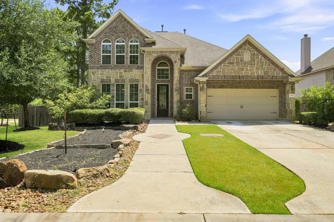 Photo of 3396 Wooded Lane