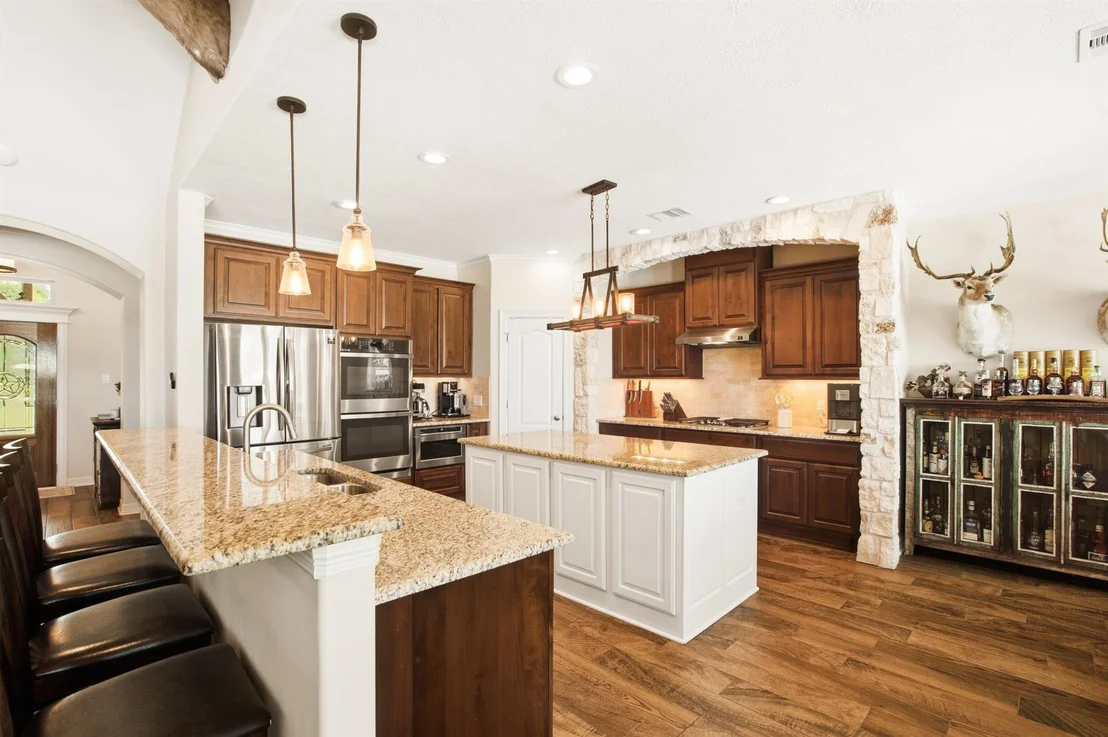 Photo of 2603 River Road