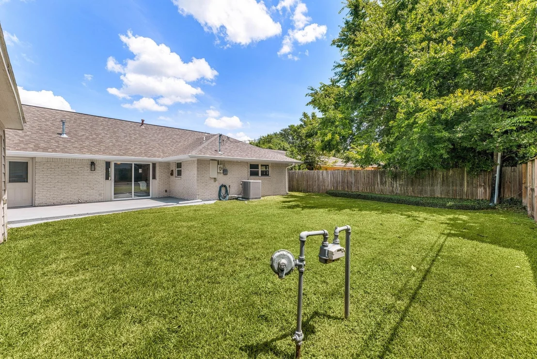 Photo of 4321 Kingfisher Drive