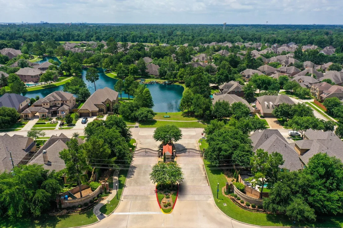 Photo of 2407 Hendricks Lakes Drive